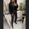 Krótsza bluza w kolorze czarnym z wykończeniem na gumce